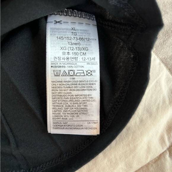 Set of 2 NWOT Gap Kids XL Tees - Picture 2 of 5